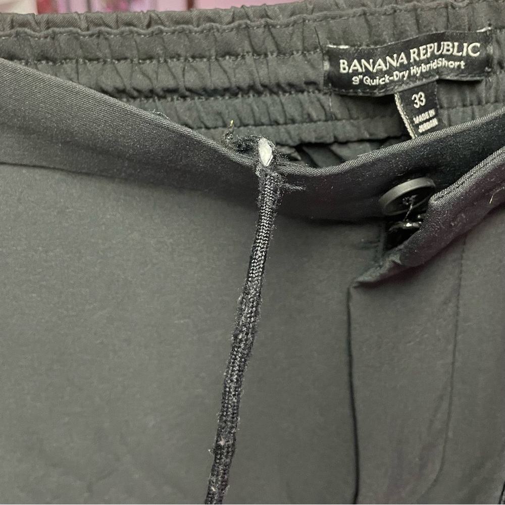 Banana Republic 9” quick dry hybrid shorts!
